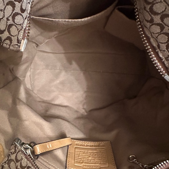 Coach Signature Shoulder Bag and Wallet - Picture 12 of 13